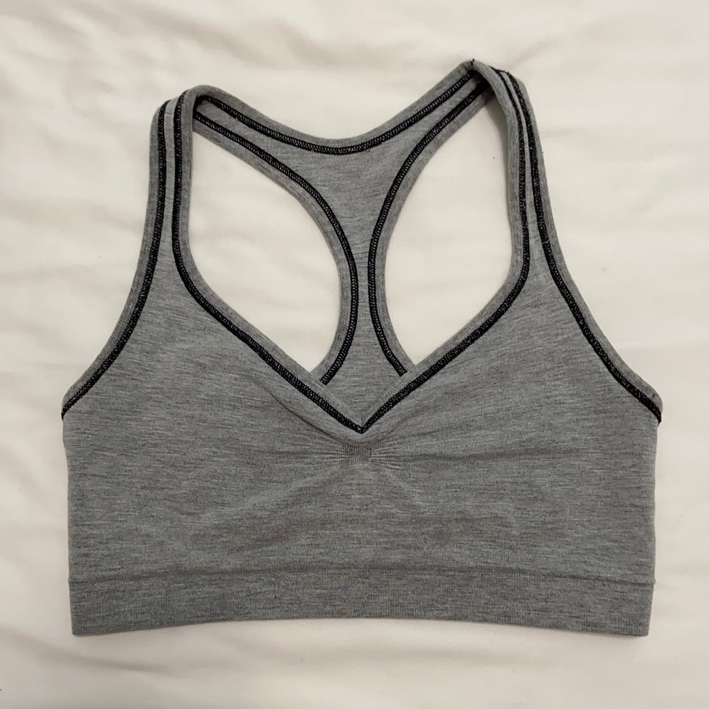 Lululemon spots bra size 2